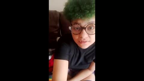 dizzinsweatyy online show from January 31, 8:17 pm