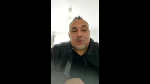 djeauzy77 online show from April 10, 8:08 am