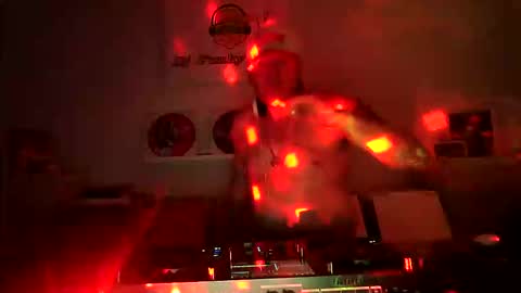 djnackt75 online show from May 21, 12:28 am