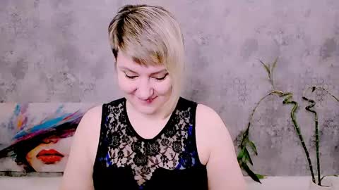 djullia online show from April 19, 5:08 am