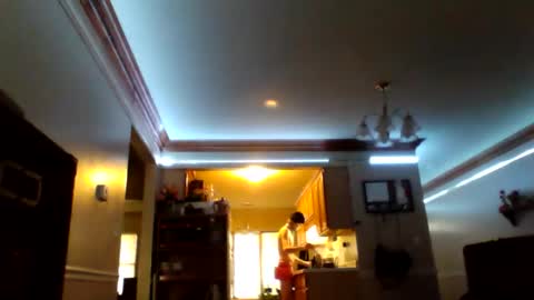 feeeker32 online show from January 7, 2:55 pm