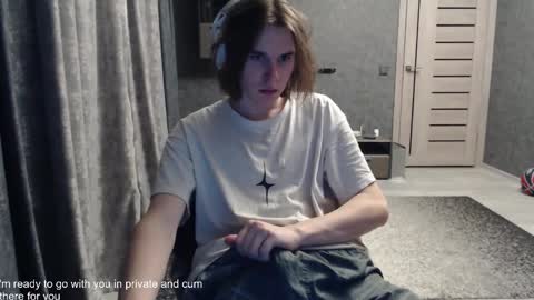 Snapshot of dmitriy250 chatting on October 25, 5:35 pm dmitriy250 online show from October 25, 5:35 pm