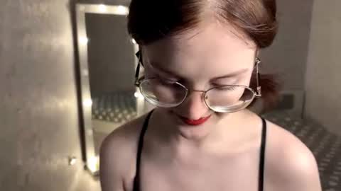 Annie PVT IS OPEN online show from July 15, 9:41 pm