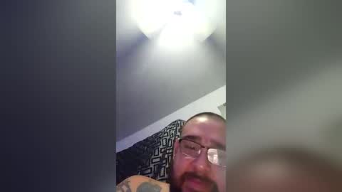 doggiedog561 online show from August 5, 8:22 am