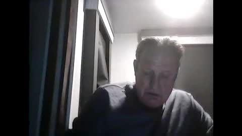 dogglogg745 online show from April 18, 3:08 am