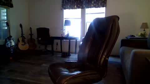 dogluc7 online show from October 3, 8:17 pm