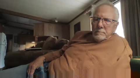 doingmyself69 online show from March 30, 5:57 pm