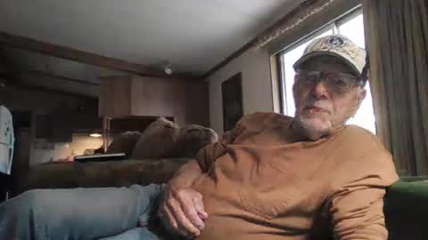 doingmyself69 online show from April 9, 5:18 pm