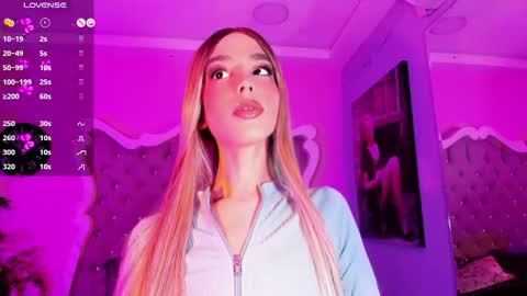 dolarcity760752 online show from November 22, 6:56 am