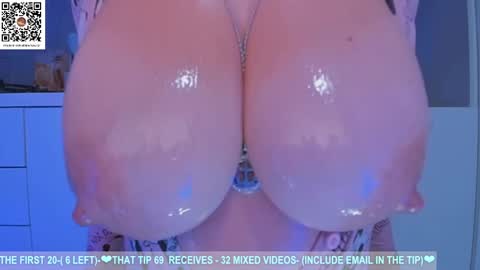 Snapshot of dolce4you69 chatting on February 22, 8:29 am Dea----IF YOU WANT TO SUPPORT ME -Purshase subscribtions scroll BIO  THANK YOU LOVE - online show from February 22, 8:29 am