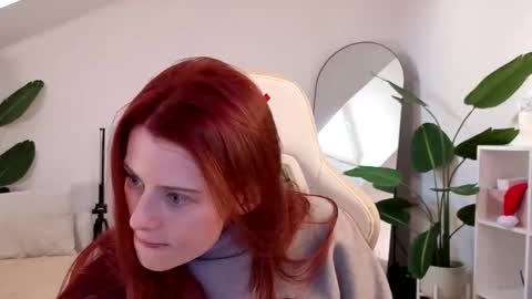 Your doll Lesli online show from December 17, 9:38 am