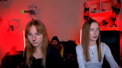 Snapshot of doll_vey chatting on October 21, 7:28 pm doll_vey online show from October 21, 7:28 pm