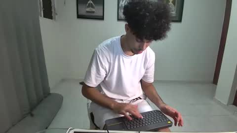 DollarHot30 online show from January 14, 4:53 am