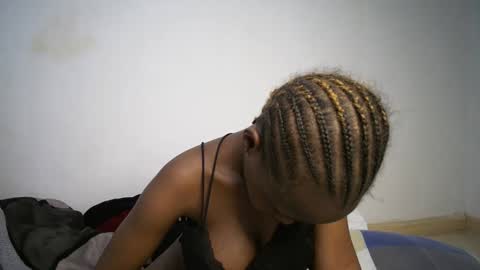 dollberry online show from February 23, 10:06 am