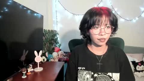 mina online show from November 7, 4:59 am