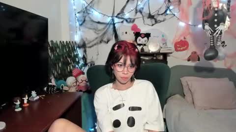 mina online show from October 31, 12:00 am