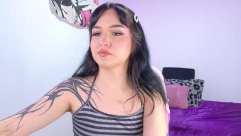 Isabela   Independet model 3 online show from May 16, 2:08 am