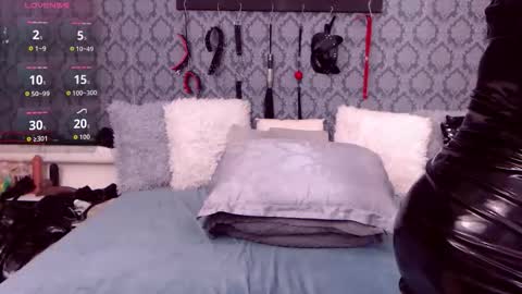 Dolly online show from February 2, 5:59 am