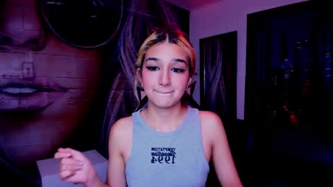 Dolly pocket online show from March 12, 9:29 pm