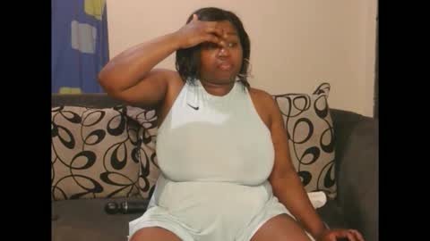 dollyperryxxm online show from November 2, 5:13 pm