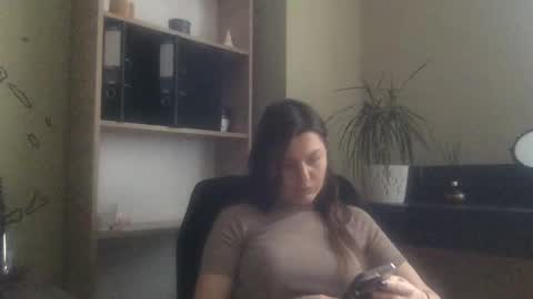 DollyRoma online show from December 4, 8:47 am