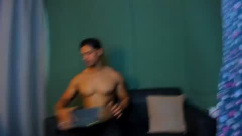Dominc berry online show from July 18, 1:35 pm