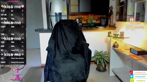 SANTI  independent model online show from October 29, 2:46 am