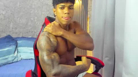 dominic_sg online show from June 27, 6:30 am