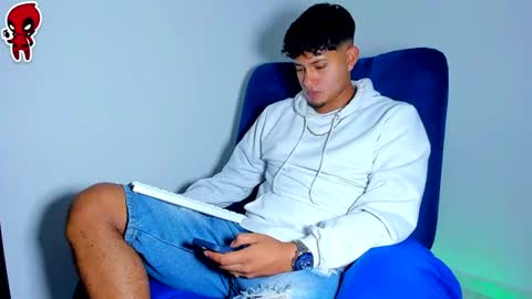  Dominic  online show from June 10, 12:32 am