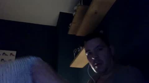 dominik_home online show from May 24, 1:57 am