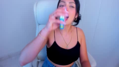 Snapshot of dominique_21x chatting on October 19, 6:40 am DOMINIC online show from October 19, 6:40 am