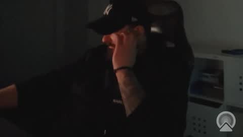 donchriiis online show from March 13, 6:33 pm