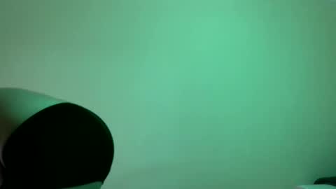 Donker85 online show from April 17, 9:39 pm