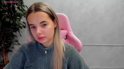 Donna On GMT2 Mon-Fri 3-9 AM online show from March 11, 12:00 am