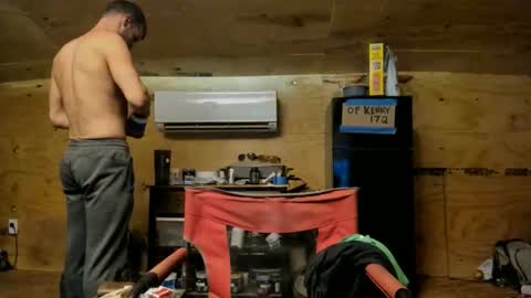 dontjumpoffthebridge online show from April 13, 1:54 am