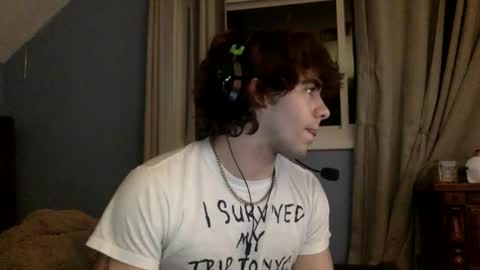 donutking42069 online show from January 12, 3:24 am