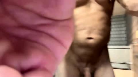 donwyan4 online show from October 11, 9:36 am