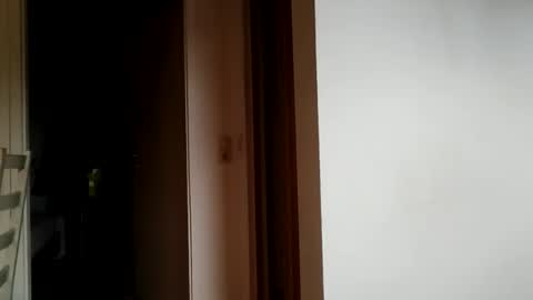 dony83mv online show from October 17, 9:46 am