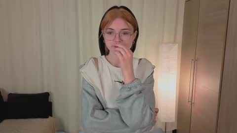 Maria online show from December 1, 7:06 am