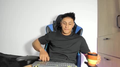 dorman_boy online show from February 2, 4:31 am