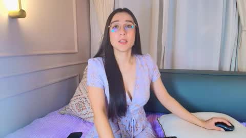 dorothy_valerisse online show from March 19, 10:54 am