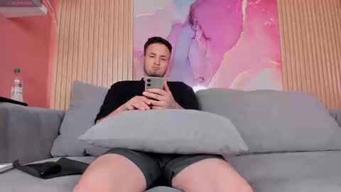 doublepleasure69_ online show from January 8, 1:28 pm