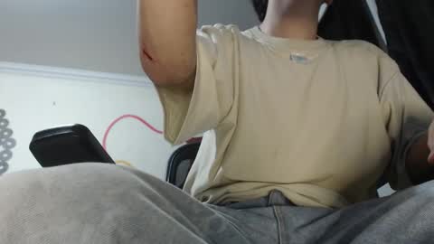 douglas_drake online show from January 17, 5:50 am