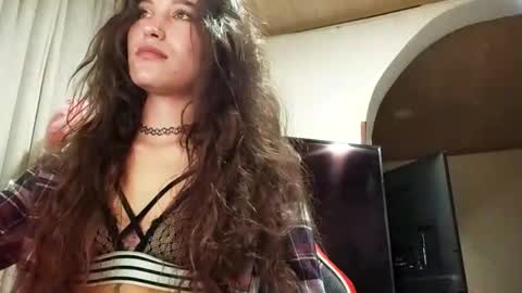 draculina69 online show from December 12, 4:59 am