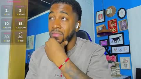 ---Drake--- online show from October 6, 3:19 pm