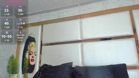 ---Drake--- online show from October 3, 4:59 pm