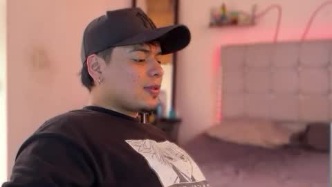 drakeeee online show from April 7, 3:14 pm