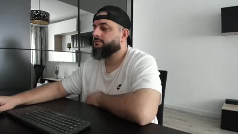 DravenPeak online show from October 26, 10:27 am