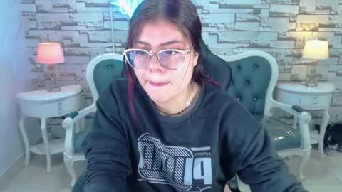 Draviana  online show from October 7, 3:24 am