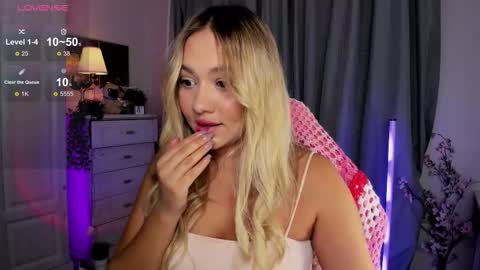  Mary   pvt open    use pink and blue app lovense online show from November 6, 3:37 pm